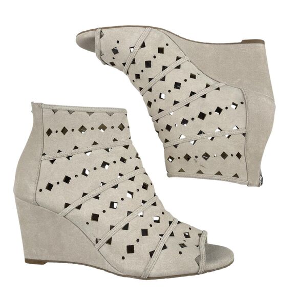 Michael Kors Women's Wedge Bootie Sandals Size 10M Taupe Suede Peep Toe Cut-out - Picture 8 of 13